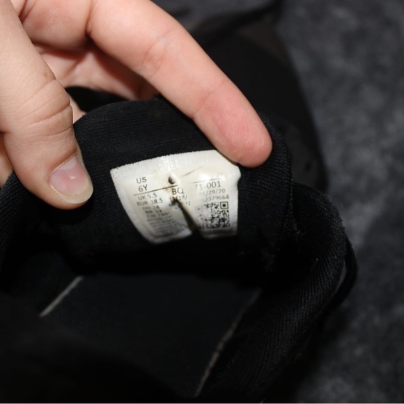 Boys bike shoes size 6 - Picture 3 of 4